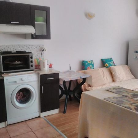 Sea Apartment Burgas City Eksteriør billede