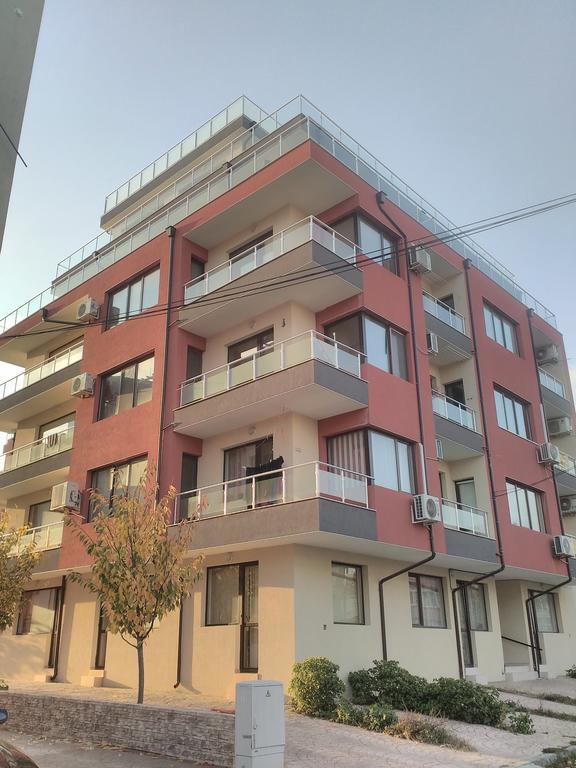 Sea Apartment Burgas City Eksteriør billede